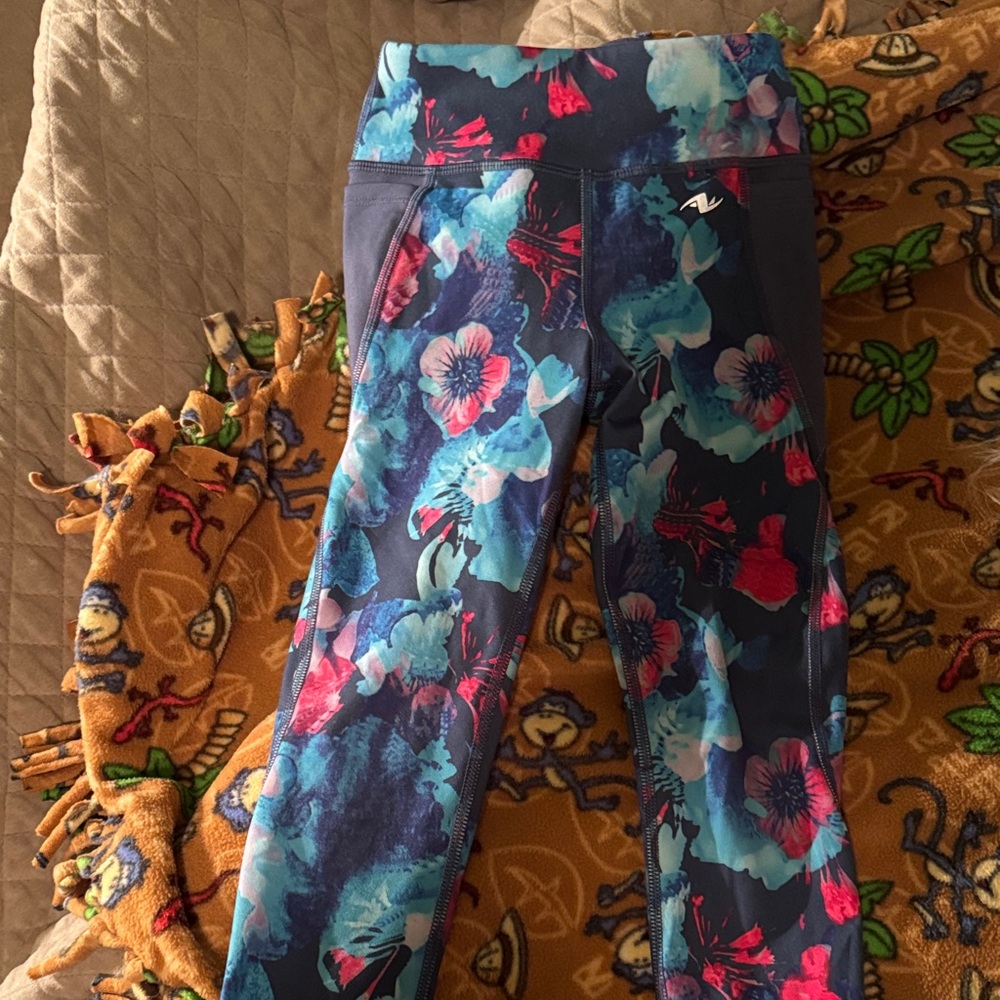 Girls' Navy Floral Active Leggings - Bright Blue & Pink